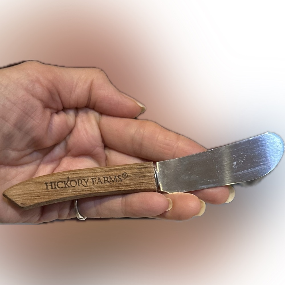 HICKORY FARMS WOODEN HANDLED CHEESE DIP SPREADER KNIFE GIFT COLLECTIBLE TOOL 6”
